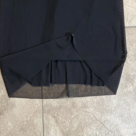 Long skirt - Picture 3 of 4